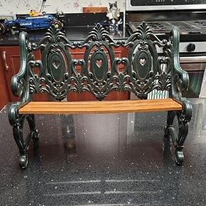 Vintage. Home Interior Ornate Green and Brown Decorative Bench